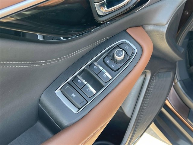 Used 2022 Subaru Outback Touring XT w/ Popular Package #2 image 28