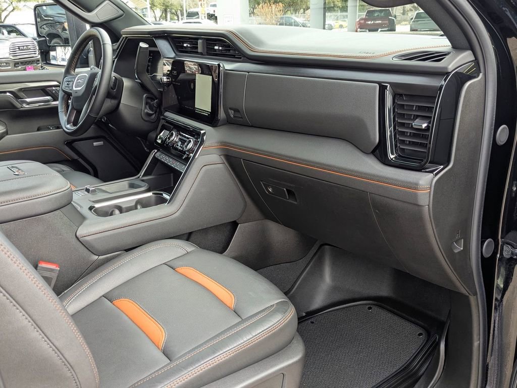 Used 2024 GMC Sierra 2500 AT4 w/ AT4 Premium Plus Package image 31