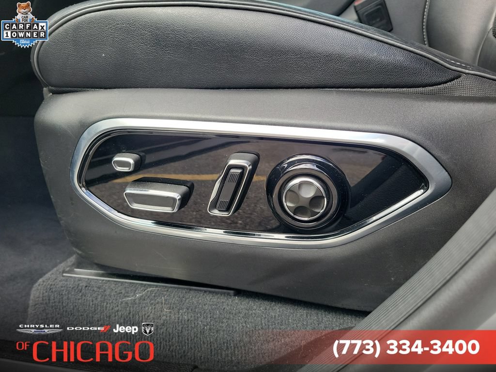 Used 2024 Jeep Grand Cherokee Overland w/ Luxury Tech Group IV AWD/4WD image 20