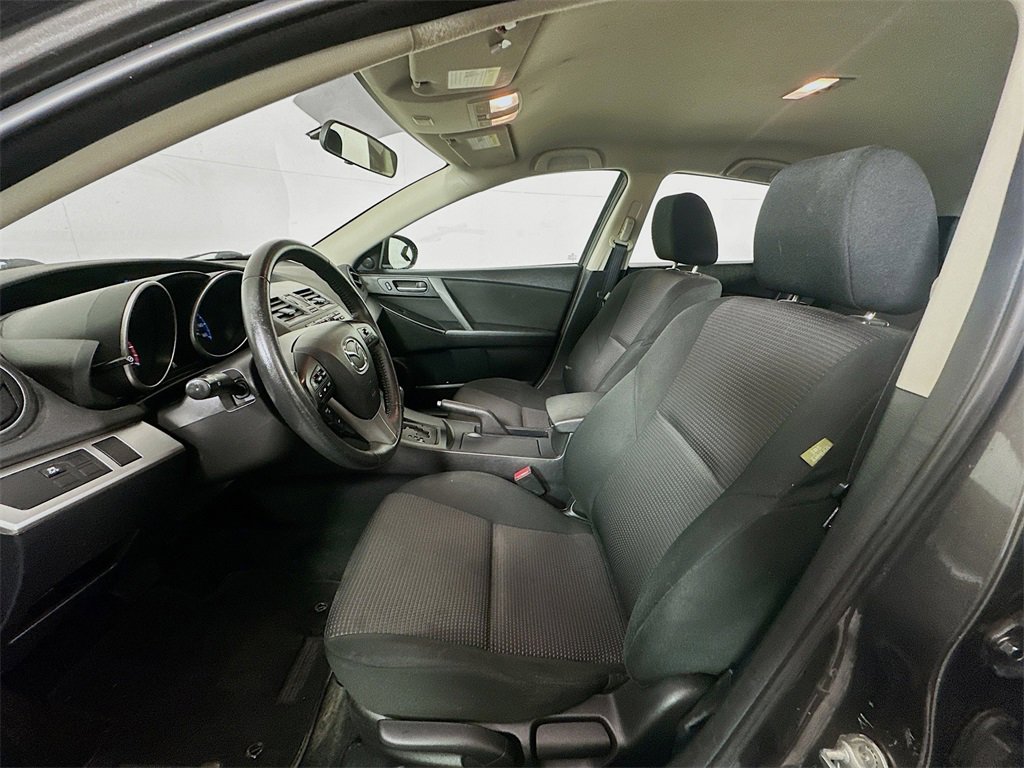 Used 2013 MAZDA MAZDA3 i Touring image 18