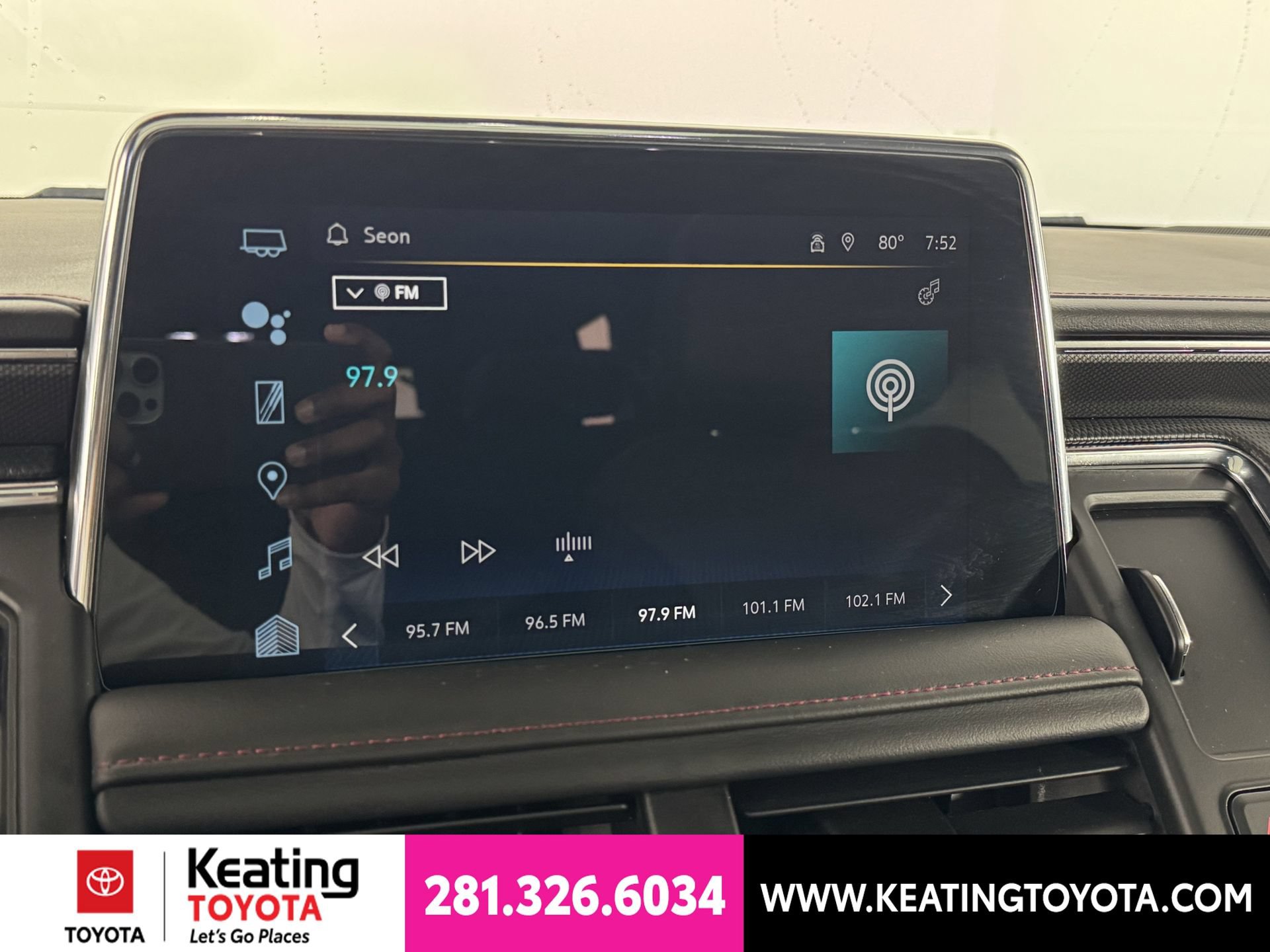 Used 2022 Chevrolet Tahoe RST w/ Luxury Package RWD image 23
