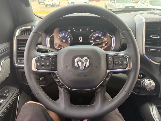Used 2025 RAM 1500 Laramie AWD/4WD image 16