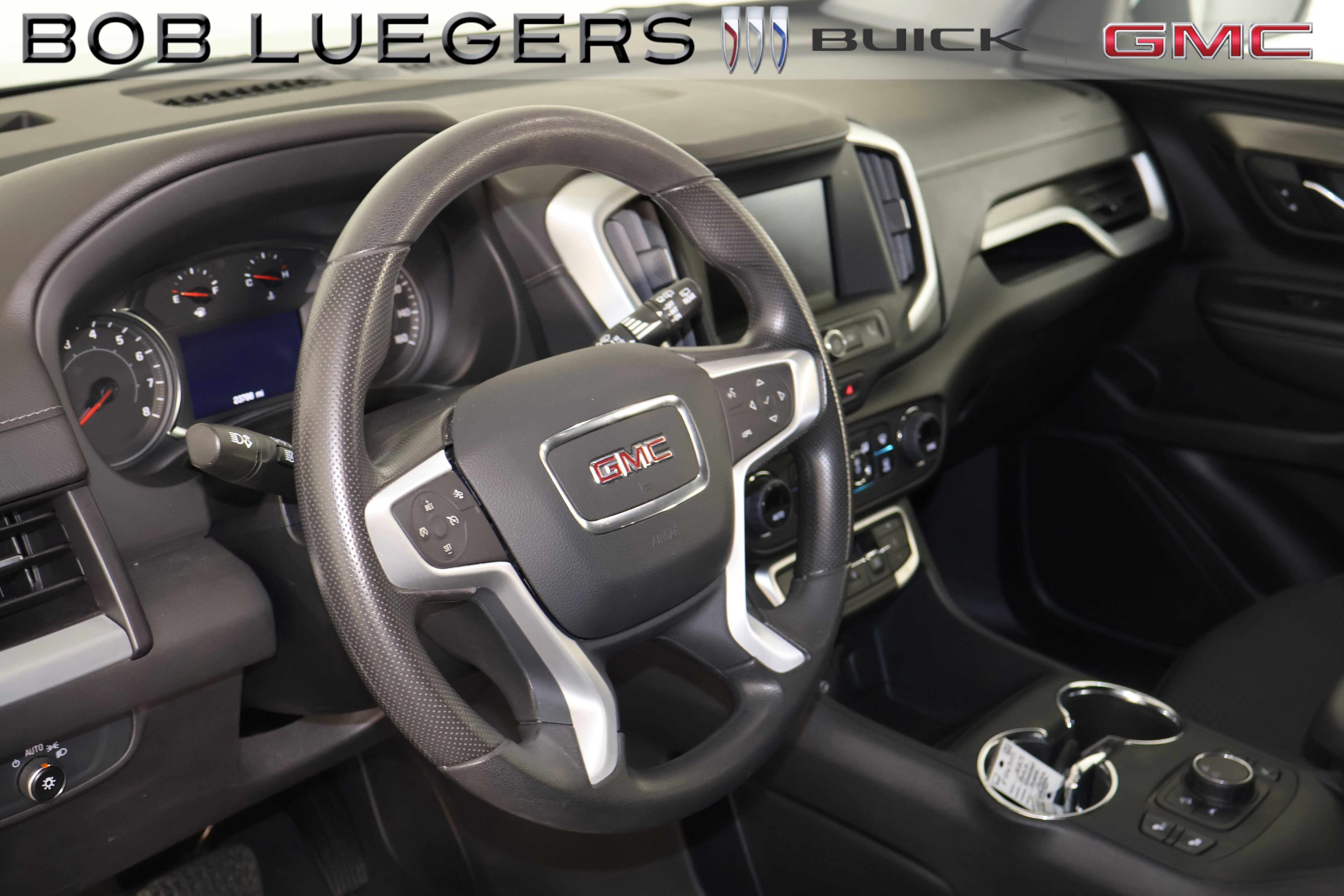 Certified 2024 GMC Terrain SLE w/ Driver Convenience Package FWD image 11
