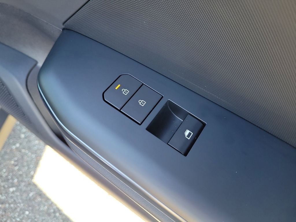 New 2026 Kia K4 FWD image 11
