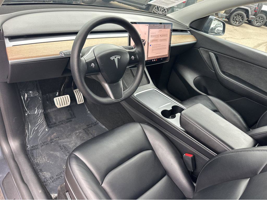 Used 2022 Tesla Model Y Performance image 16