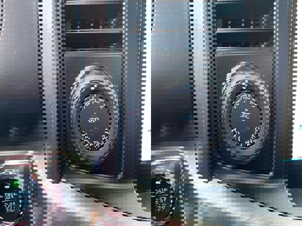 Used 2023 Ford F150 Lariat w/ Equipment Group 502A High image 15