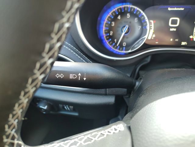 New 2026 Chrysler Pacifica Select w/ S Appearance Package image 21