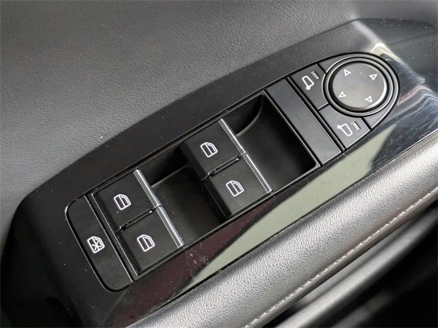 Used 2023 MAZDA MAZDA3 Hatchback w/ Appearance Package image 19