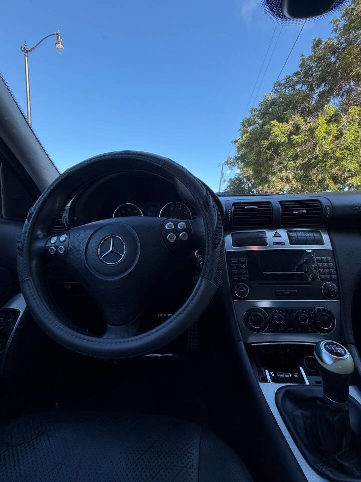 Used 2006 Mercedes-Benz C 230 Sedan image 8