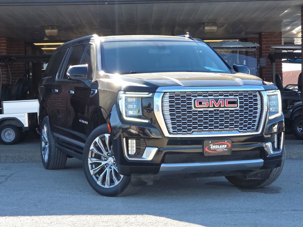 Used 2022 GMC Yukon XL Denali AWD/4WD image 1