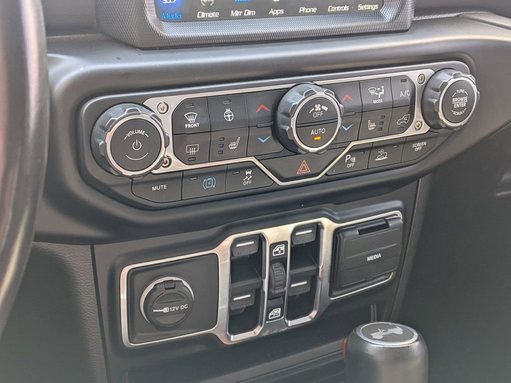 Used 2021 Jeep Wrangler Unlimited Sahara w/ Cold Weather Group image 16