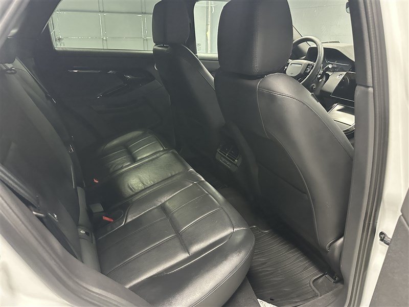 Used 2024 Land Rover Range Rover Evoque Dynamic SE AWD/4WD image 12