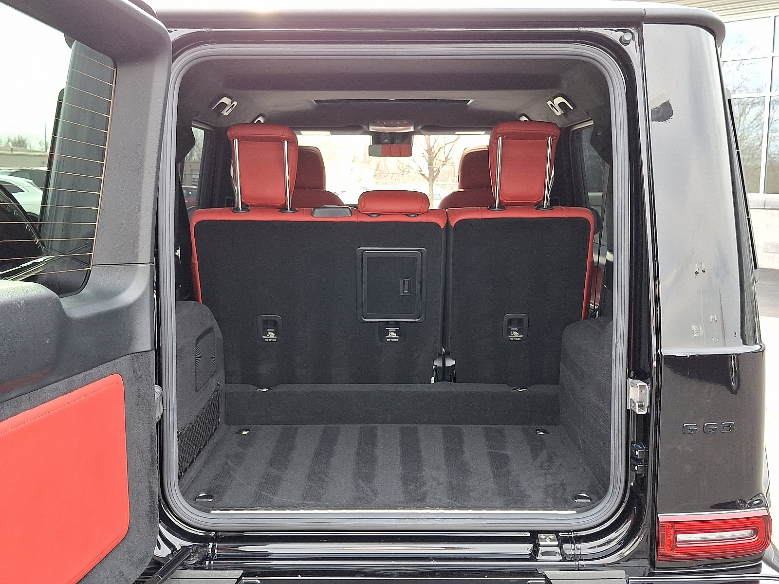 Certified 2022 Mercedes-Benz G 63 AMG 4MATIC image 33