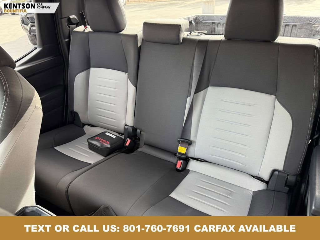 Used 2025 Toyota Tacoma 4x4 Double Cab image 30