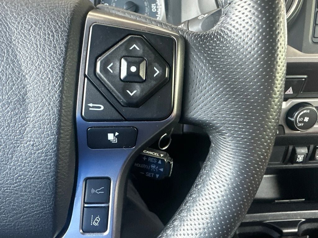 Used 2019 Toyota Tacoma SR5 AWD/4WD image 16
