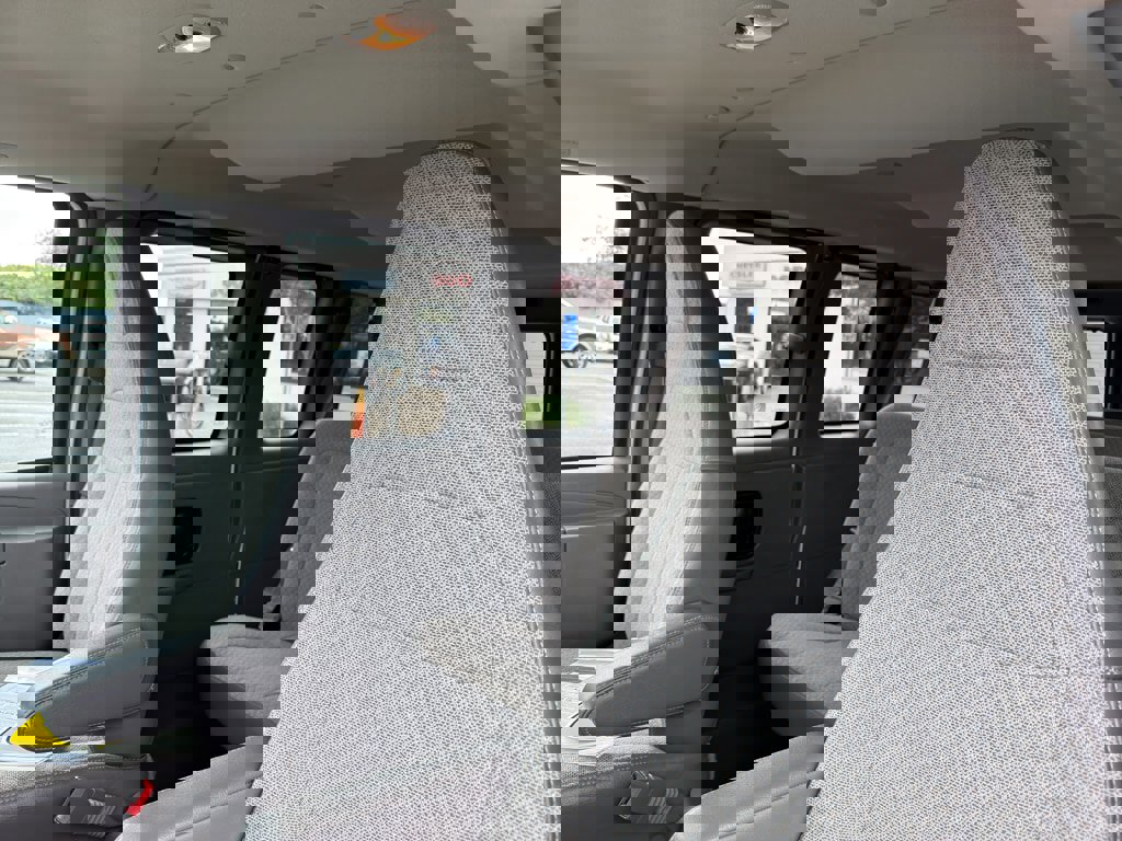 Used 2017 Chevrolet Express 3500 LT w/ LT Preferred Equipment Group image 11