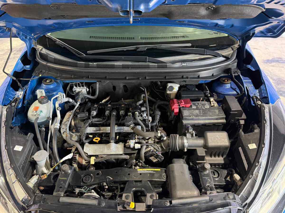 Used 2021 Nissan Kicks S image 35