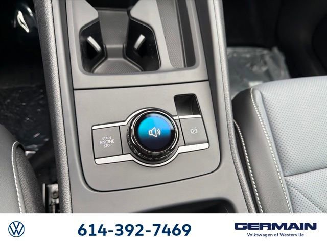 New 2026 Volkswagen Tiguan SE R-Line image 25