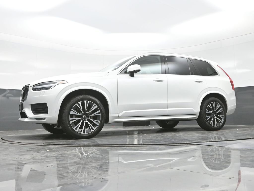 Used 2022 Volvo XC90 T6 Momentum w/ Climate Package AWD/4WD image 24