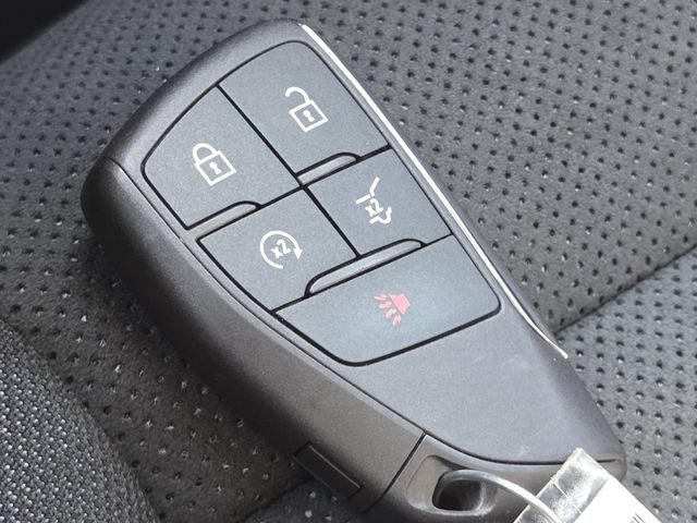 Used 2025 Chevrolet Blazer EV RS AWD/4WD image 33