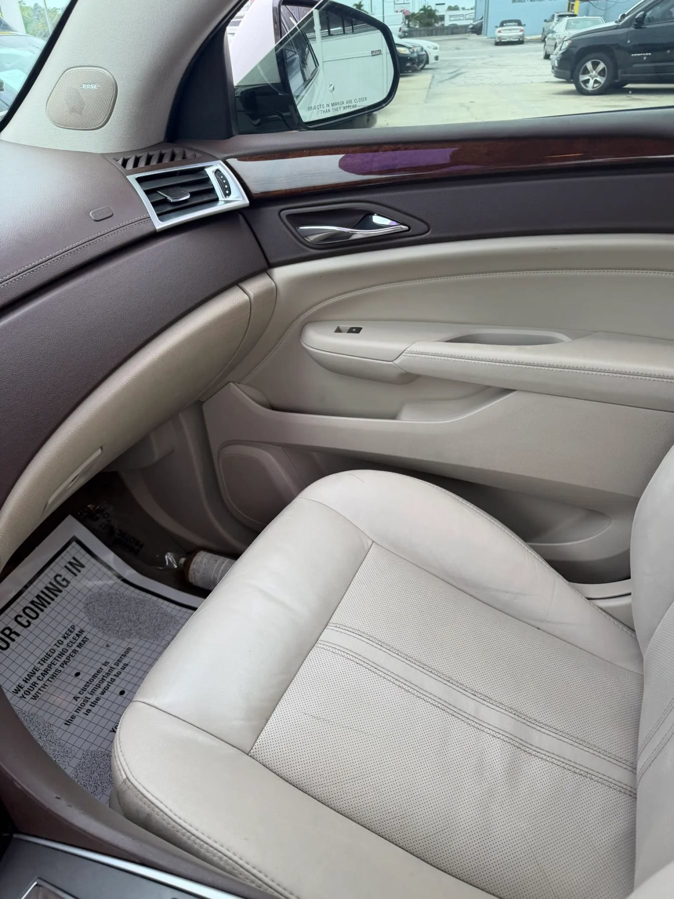 Used 2011 Cadillac SRX Luxury FWD image 15