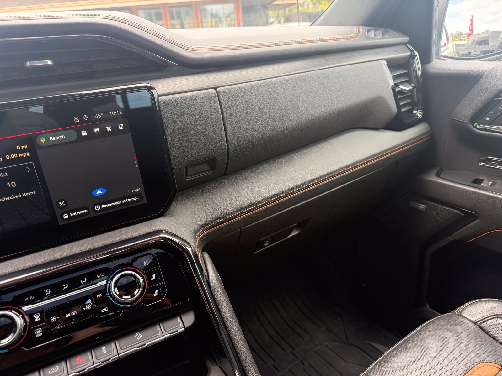 Used 2023 GMC Sierra 1500 AT4 w/ Technology Package AWD/4WD image 20