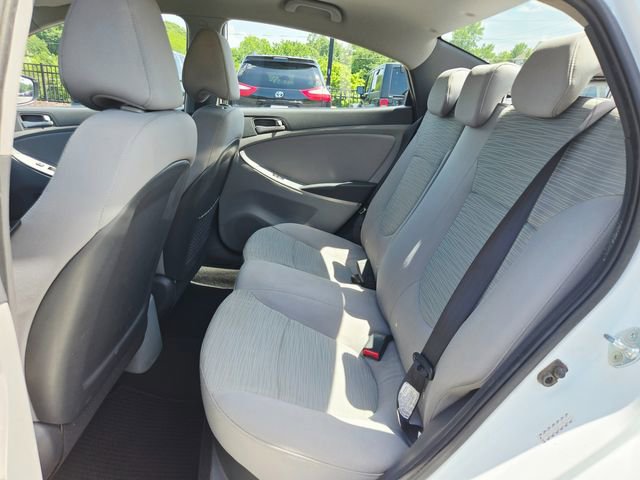 Used 2015 Hyundai Accent GLS FWD image 13