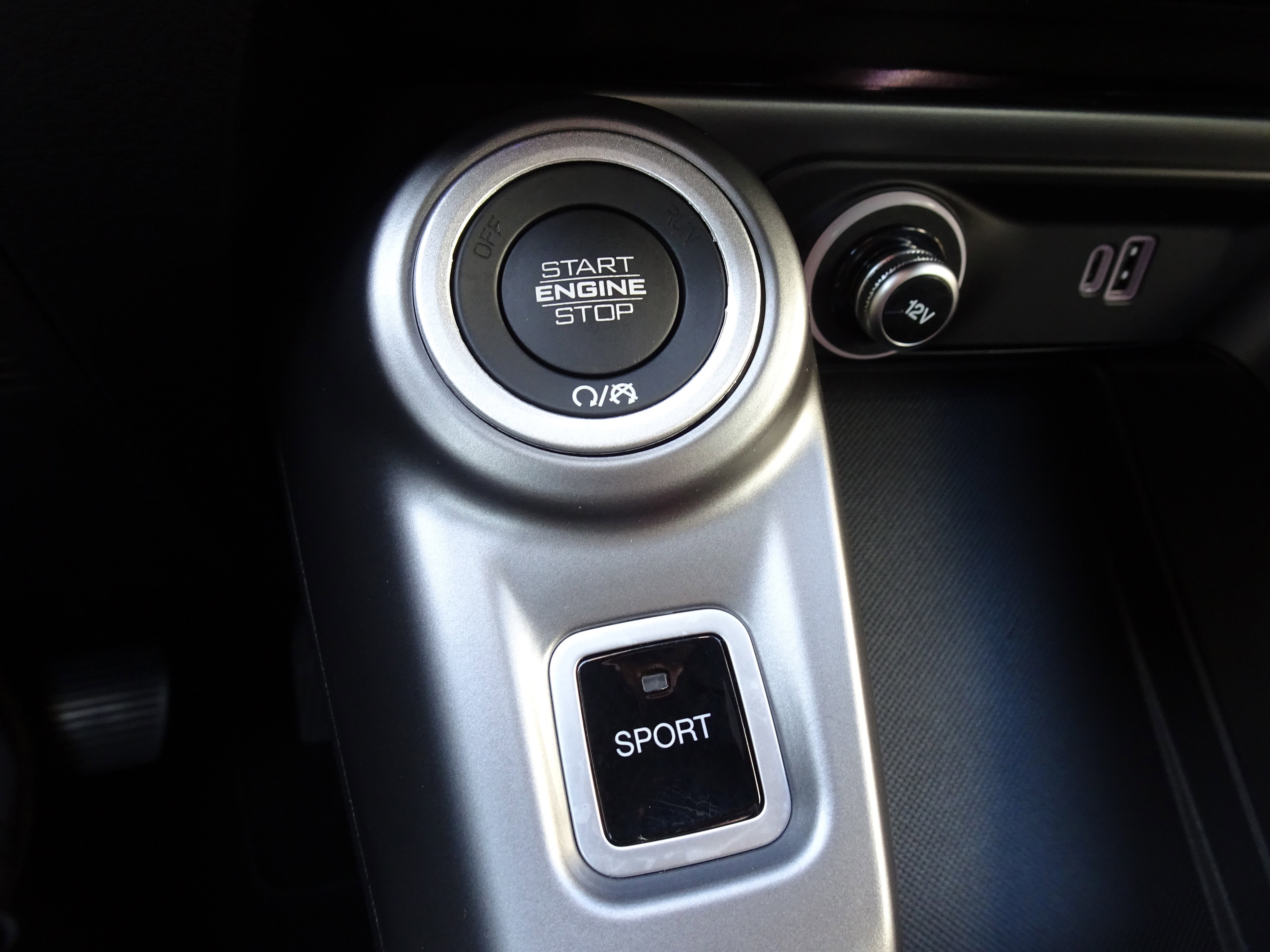 Used 2024 Dodge Hornet R/T w/ R/T Blacktop Package image 16