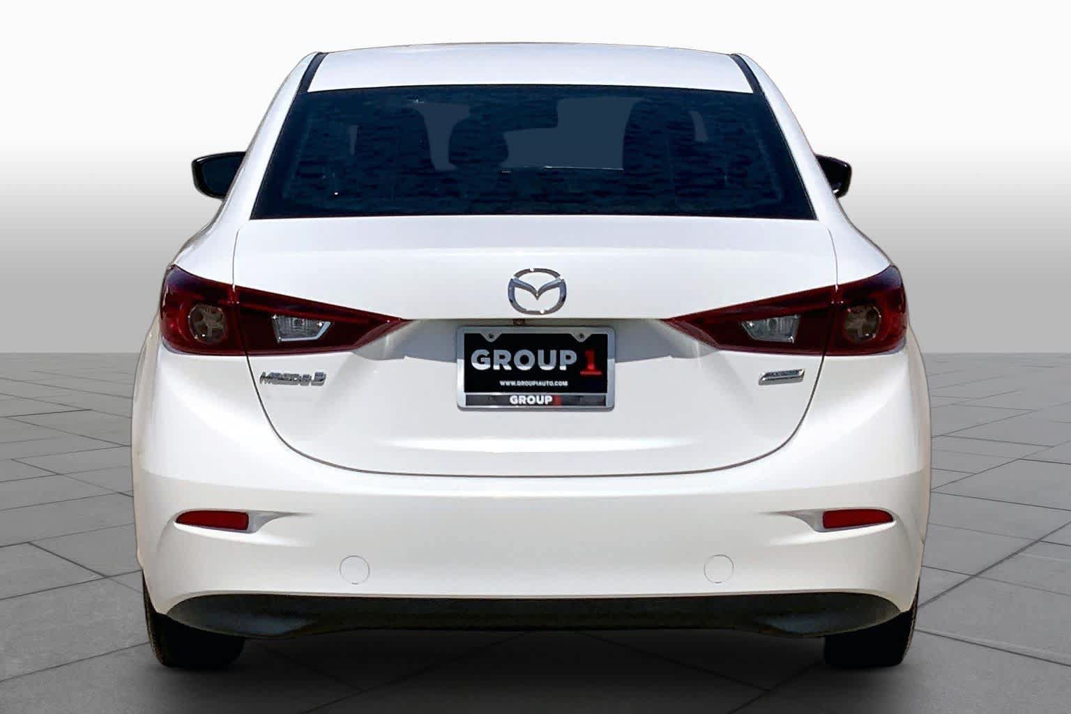 Used 2018 MAZDA MAZDA3 Sport FWD image 5