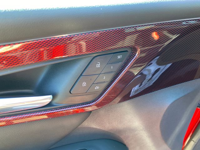 Used 2024 Chevrolet Traverse RS image 19