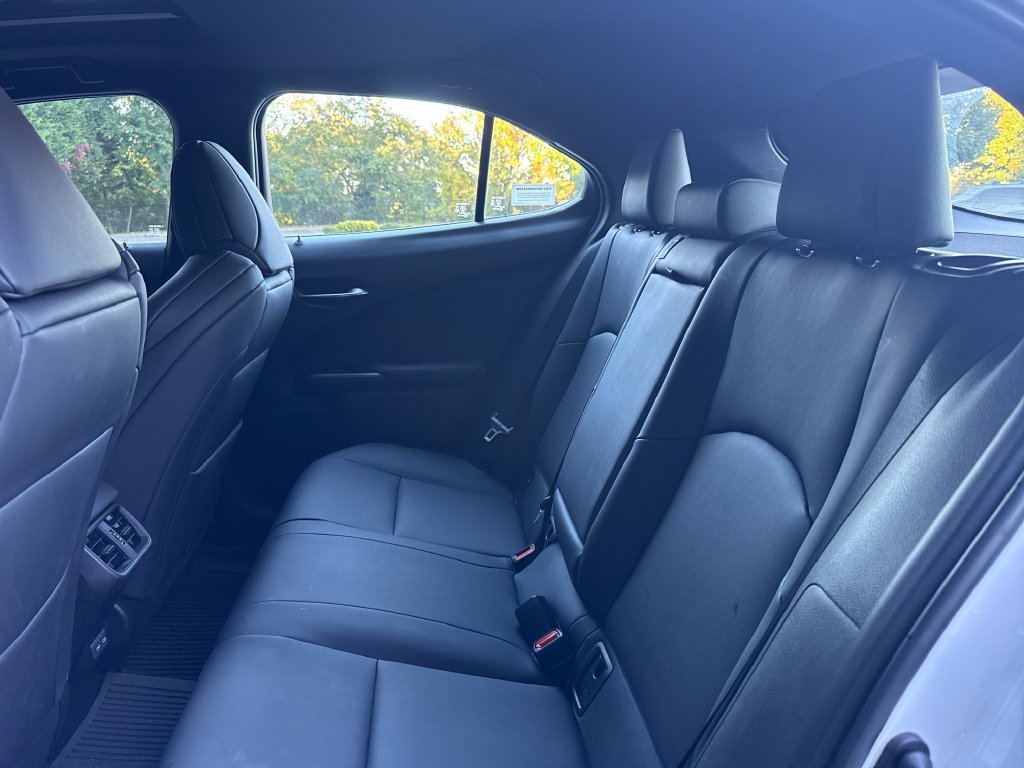 Used 2024 Lexus UX 250h F Sport AWD/4WD image 12