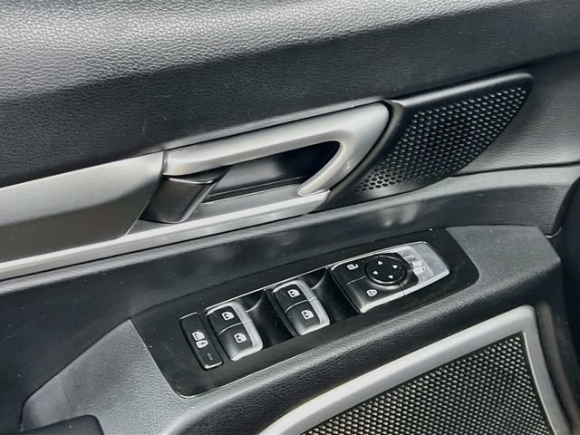 Used 2022 Kia Telluride LX AWD/4WD image 18