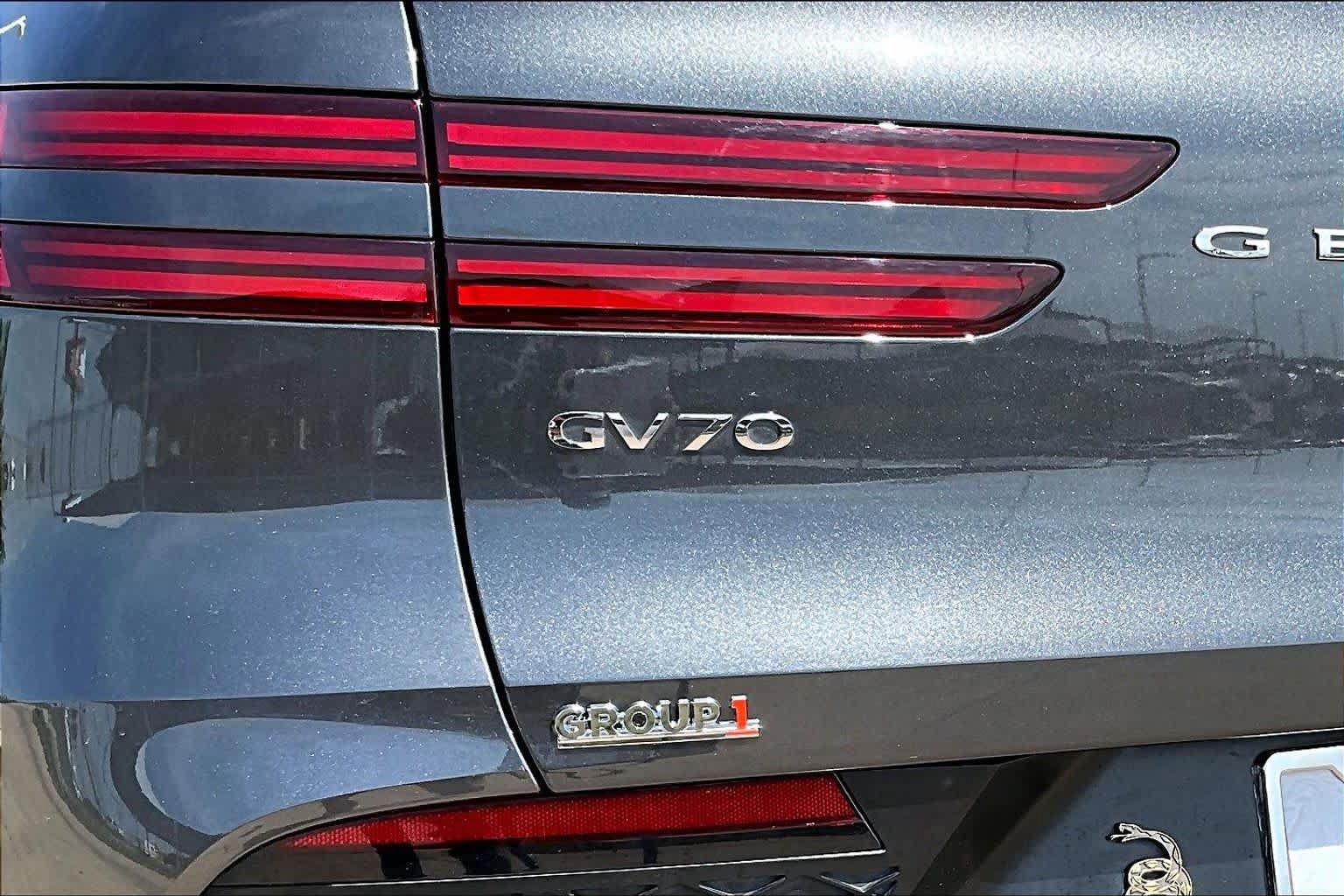 Used 2024 Genesis GV70 3.5T Sport AWD/4WD image 30