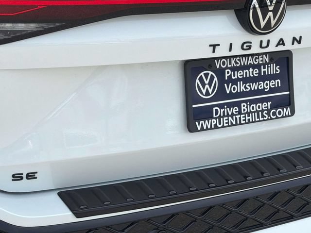 New 2026 Volkswagen Tiguan SE R-Line FWD image 6