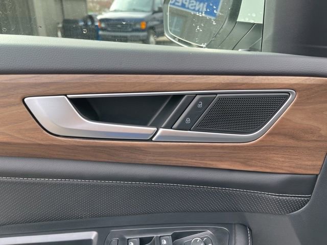 New 2026 Volkswagen Atlas SE image 28