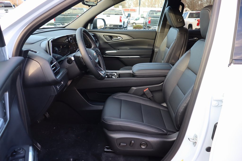 New 2026 Chevrolet Traverse LT image 4