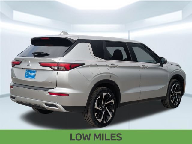 Used 2024 Mitsubishi Outlander SE FWD image 6
