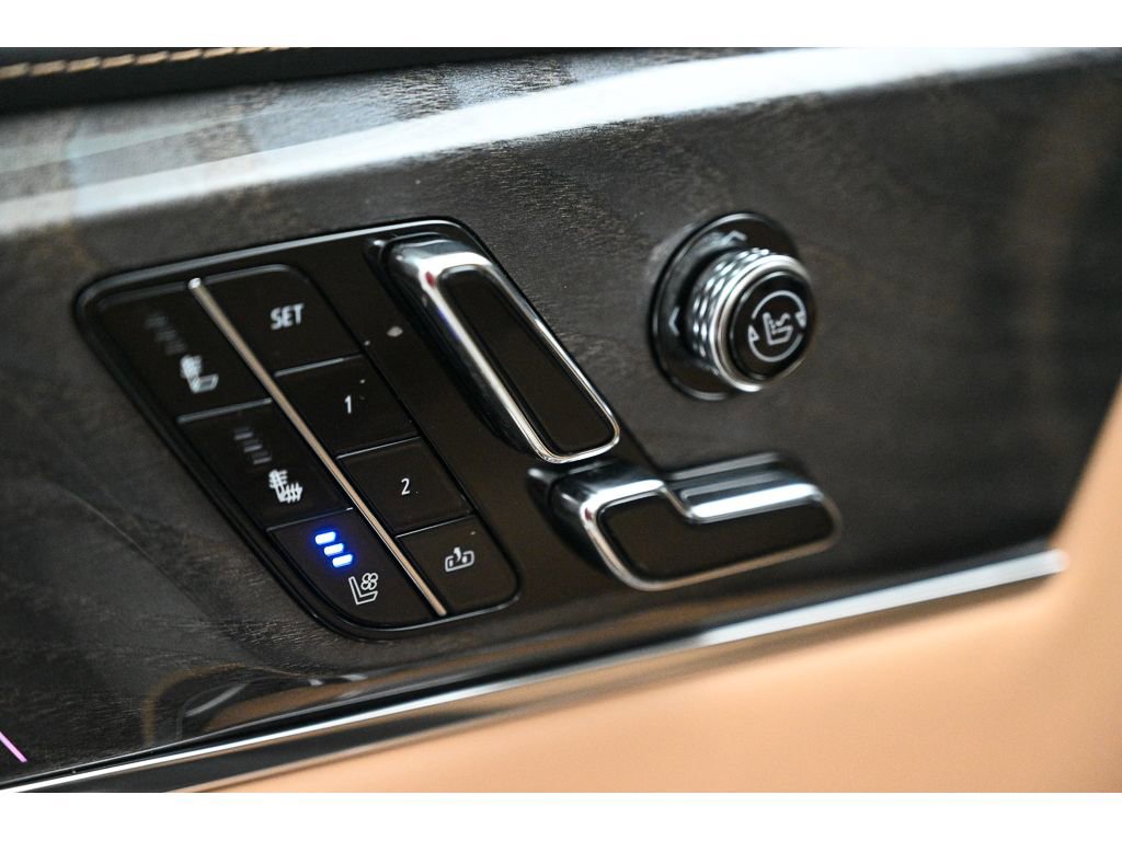 New 2025 Cadillac Escalade IQ Luxury 2 image 30