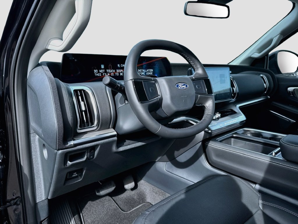 New 2027 Ford Expedition Platinum RWD image 9