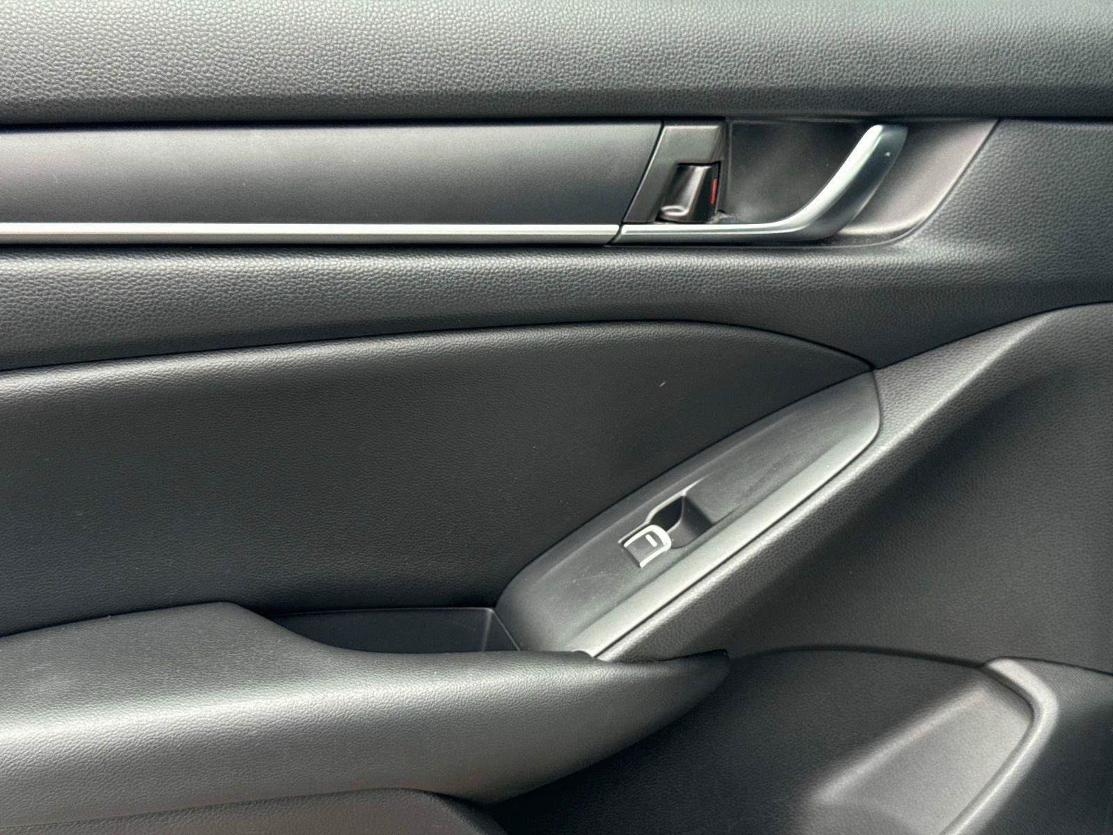 Certified 2019 Honda Accord Sport image 12