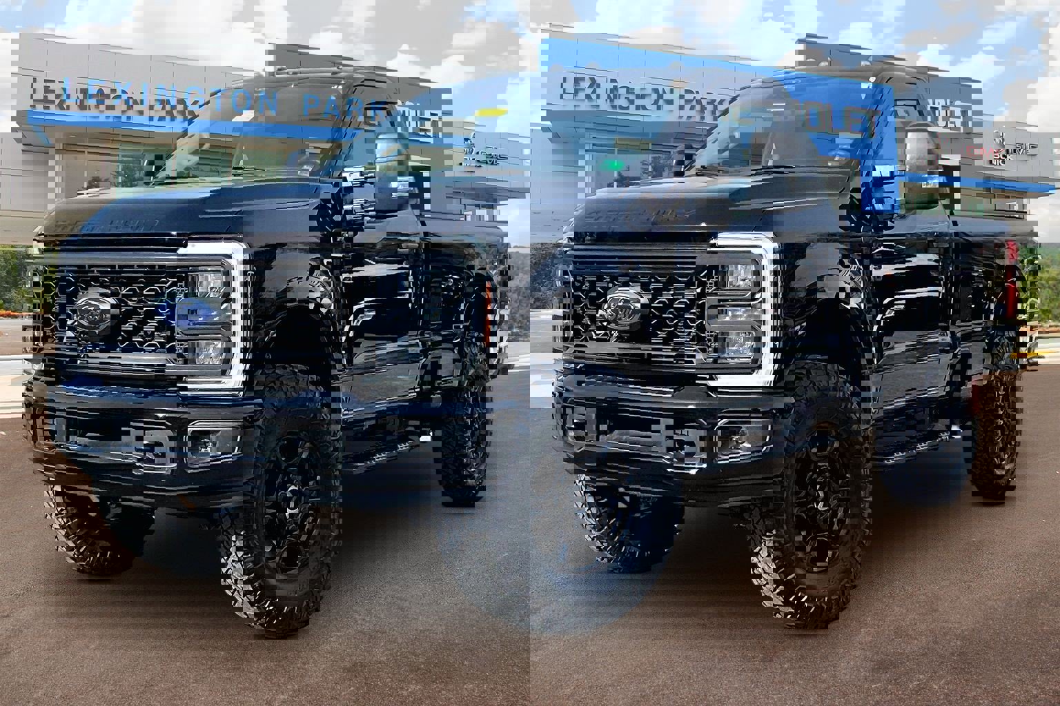 Used 2025 Ford F250 XL w/ STX Appearance Package image 12