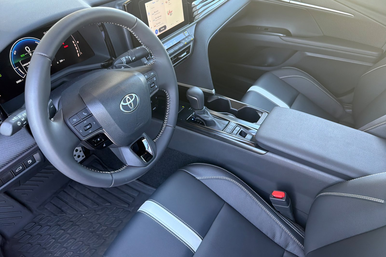 Used 2026 Toyota Camry SE FWD image 12