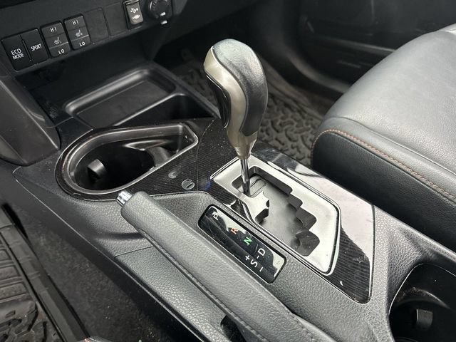 Used 2018 Toyota RAV4 SE w/ Power Extra Value Package FWD image 20