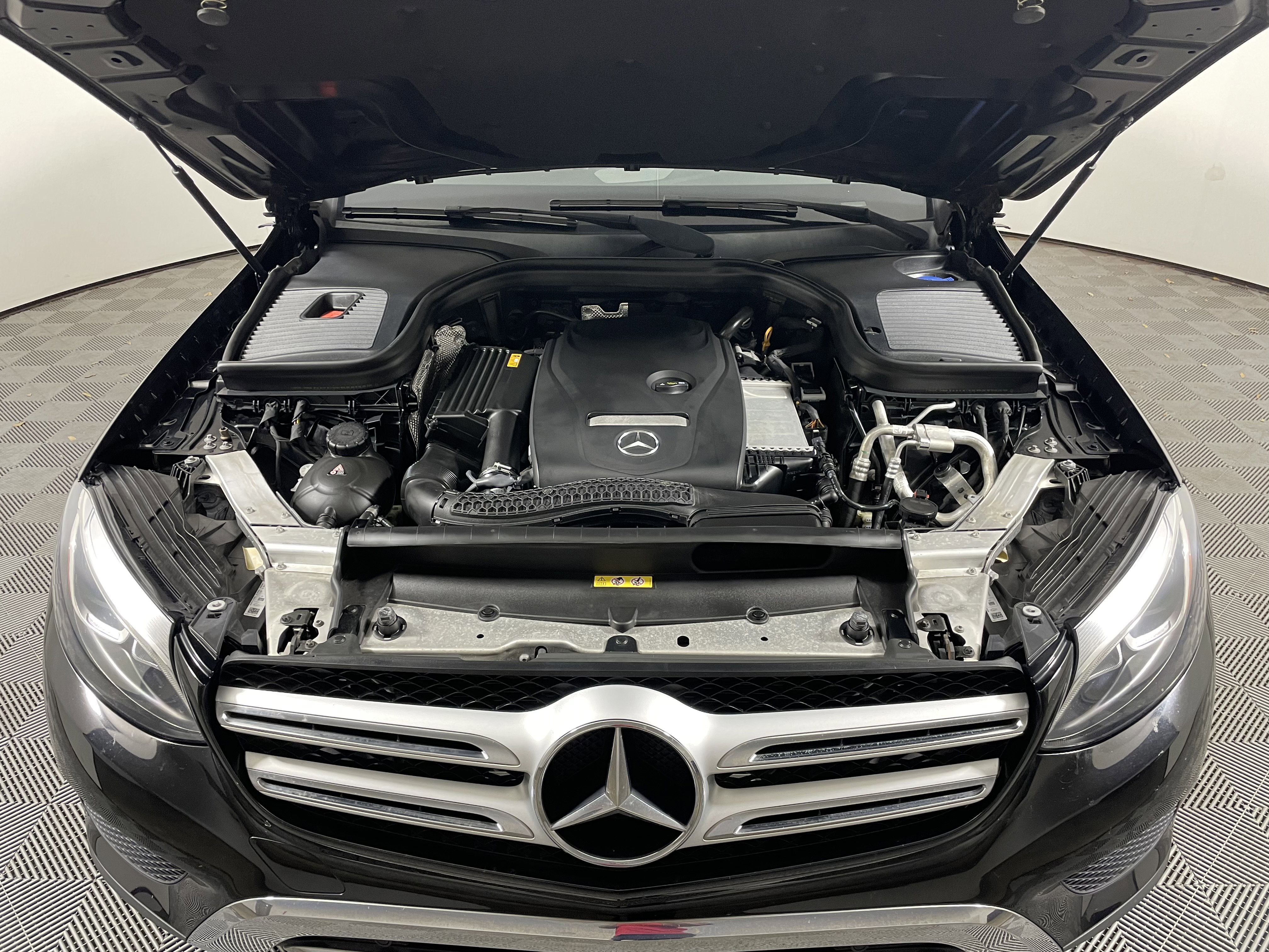 Used 2019 Mercedes-Benz GLC 300 image 20