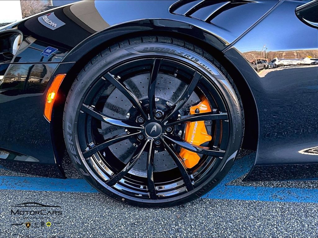 New 2026 McLaren Artura Spider RWD image 10