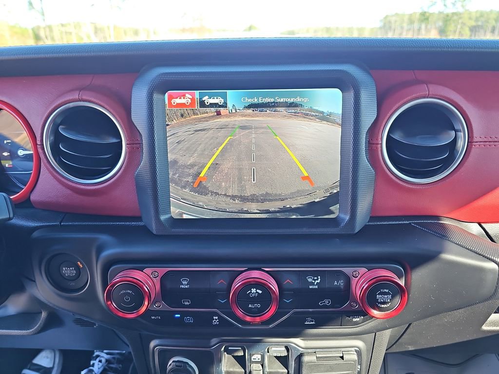 Used 2023 Jeep Wrangler Unlimited Rubicon 4xe image 28