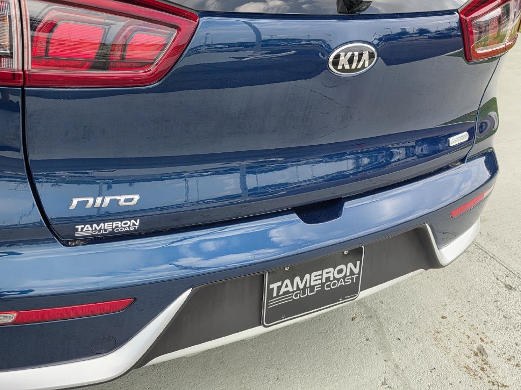 Used 2019 Kia Niro EX FWD image 25