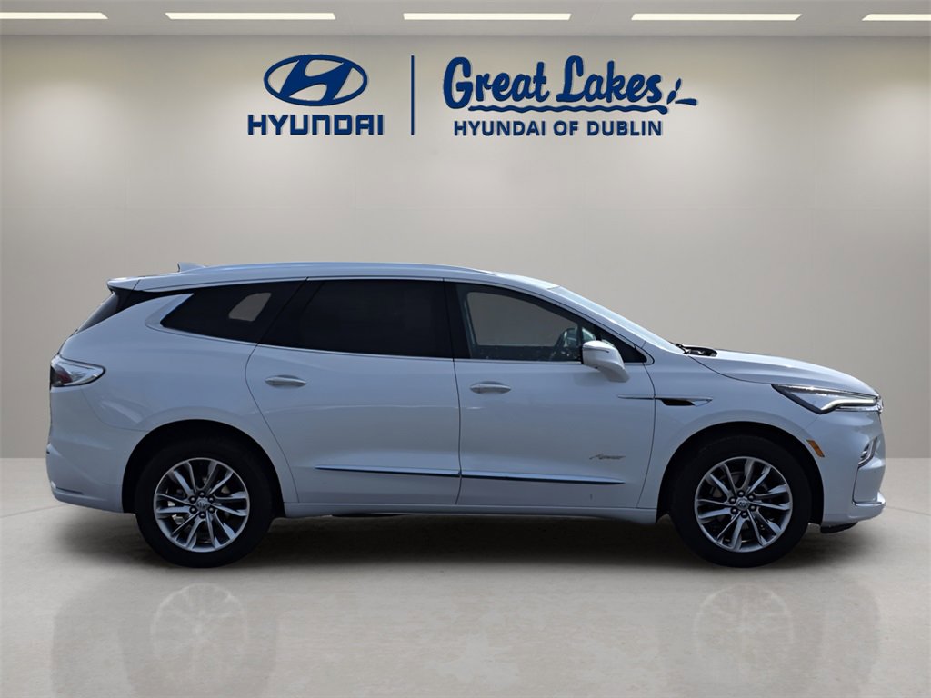 Used 2024 Buick Enclave Avenir w/ Avenir Technology Package image 6