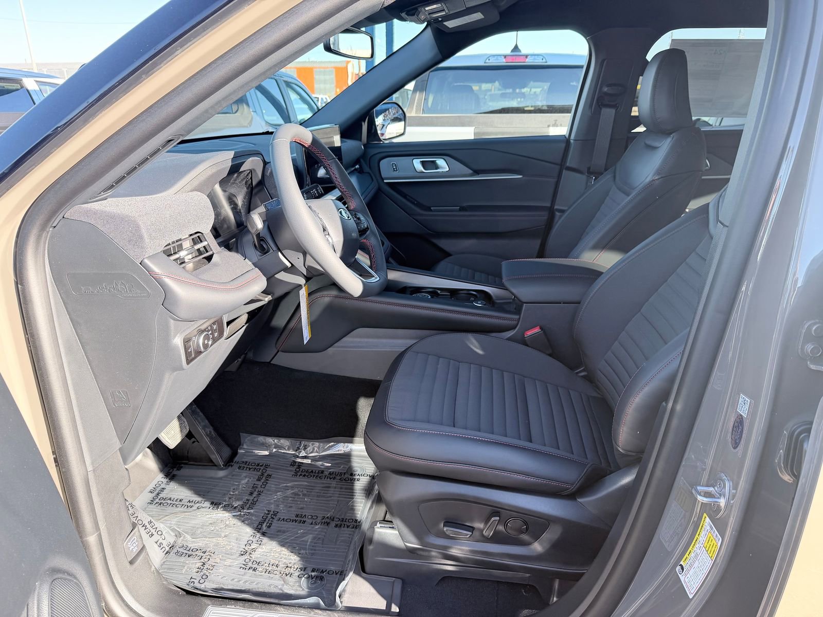 New 2026 Ford Explorer ST-Line w/ ST-Line Street Pack RWD image 10