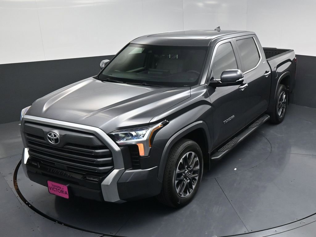 Used 2025 Toyota Tundra Limited w/ Power Package image 17